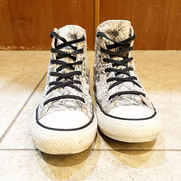 Converse Chuck Taylor All Star White Black Floral High Top Sneakers Shoes - Picture 3 of 6